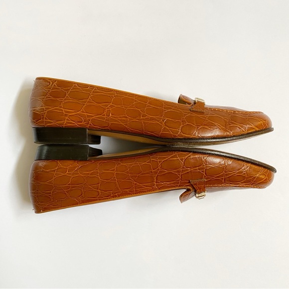 SALVATORE FERRAGAMO BROWN CROC LEATHER GOLD LOGO CHAIN LOAFERS SHOES - Picture 3 of 12